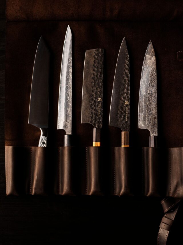 Edges sharpened. Fire waiting.
Almost time.

Magma by Dany Karam opens 19th of November.

#magma  #danykaram  #cabravale